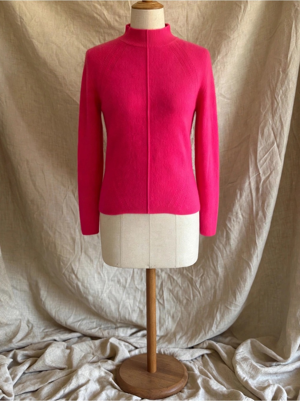 Edinburgh Knitwear 100% Cashmere Sweater M Fuchsia Hot Pink Mock Neck Scotland